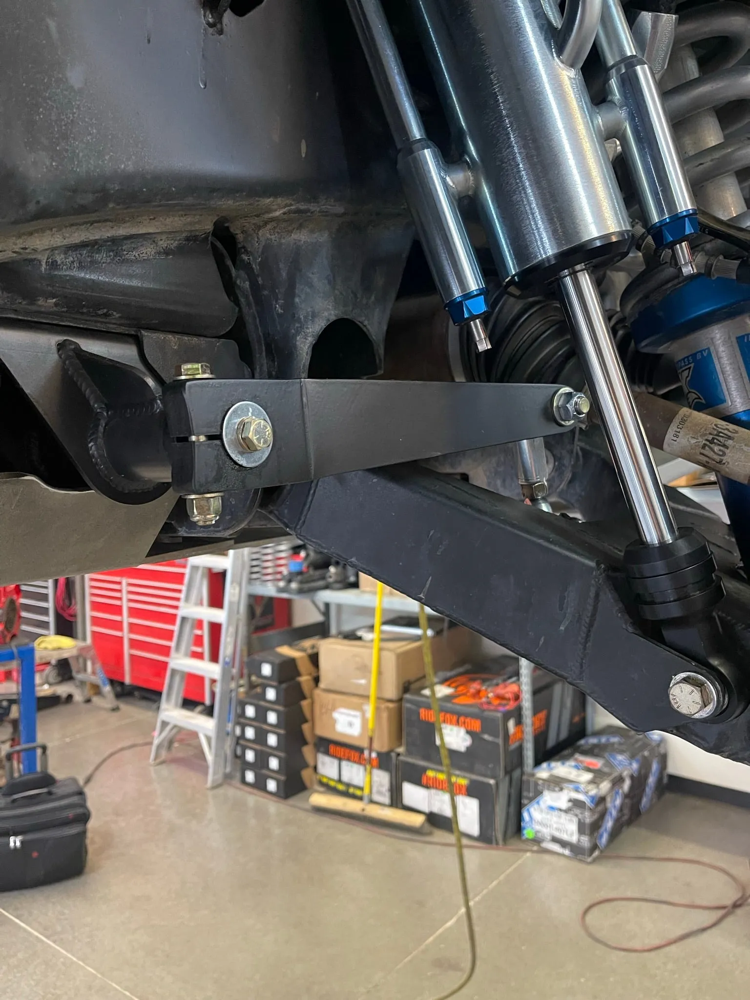 2021-2024 Raptor Mid Travel Front Suspension Kit with Fabricated Upper Arm - Gen 3