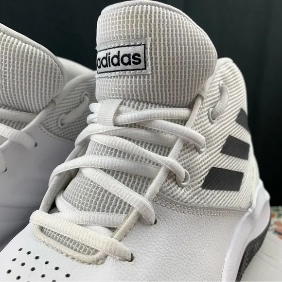 Adidas OWNTHEGAME Mid Sneakers Size 8.5 Mens / 10 Womens