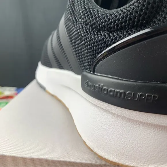 Adidas TR21 Cloudfoam Super Womens 10 / 11