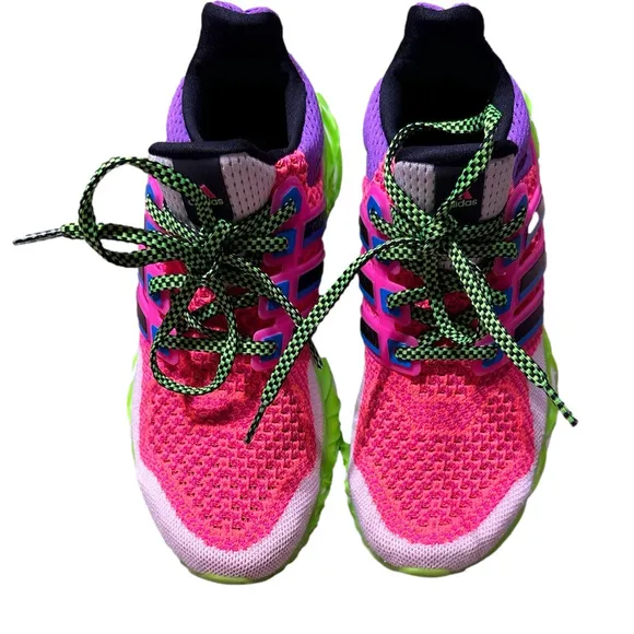 Adidas ultraboost web DNA SIZE 6Y