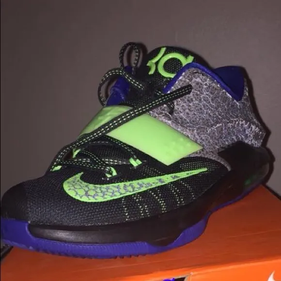 Big Kids KD shoes