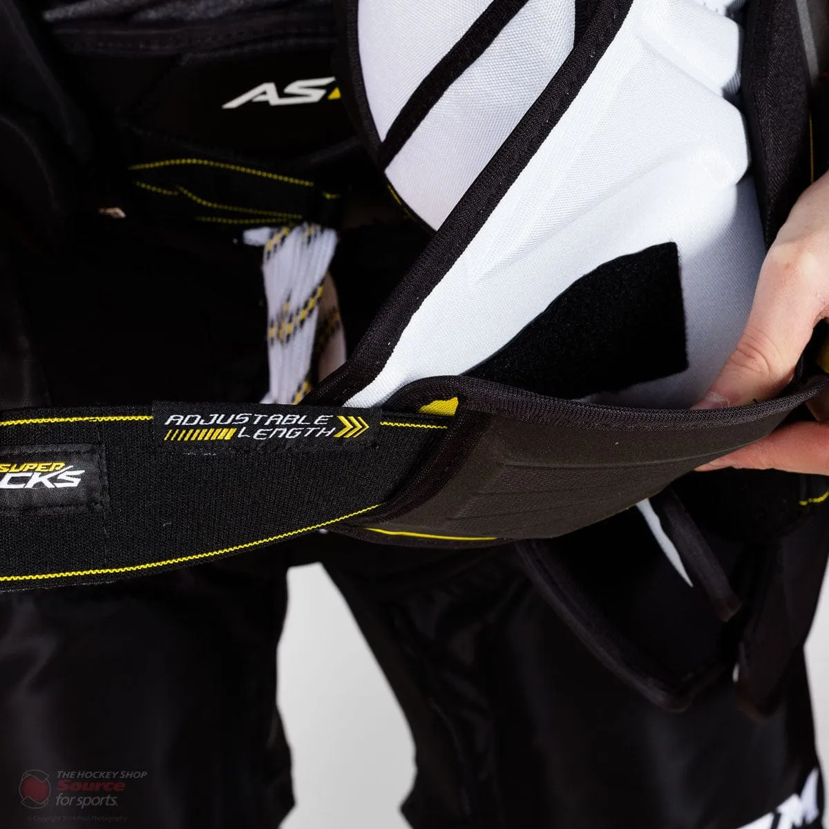 CCM Super Tacks AS1 Junior Hockey Shoulder Pads