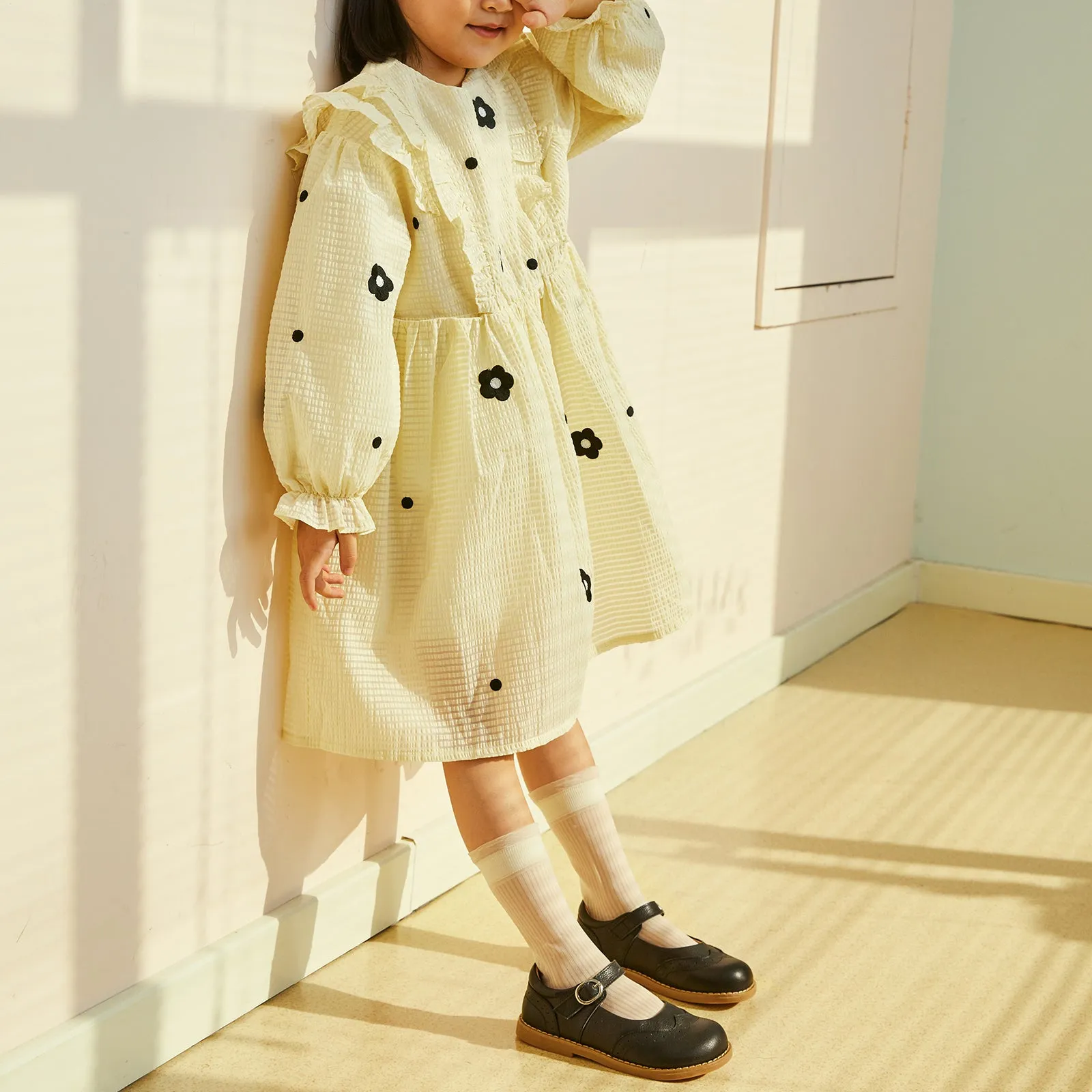 Charlotte - Pearl Black
