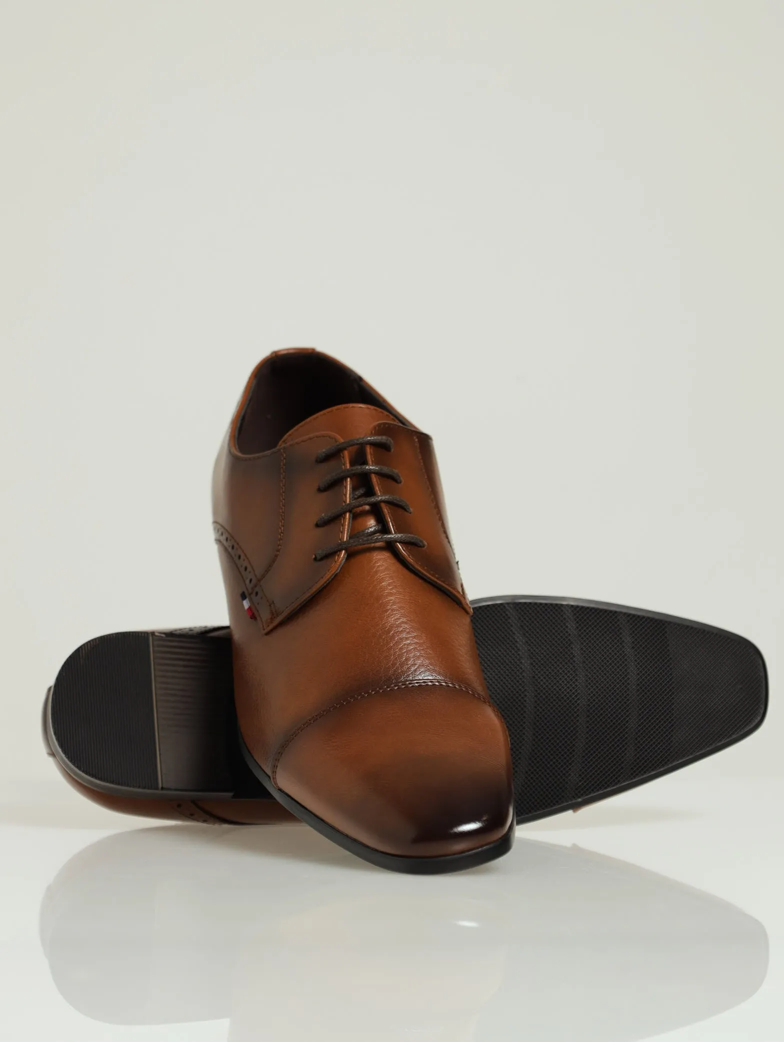 Comfort Shadow Spray Toe Cap Lace Up Derby - Tan