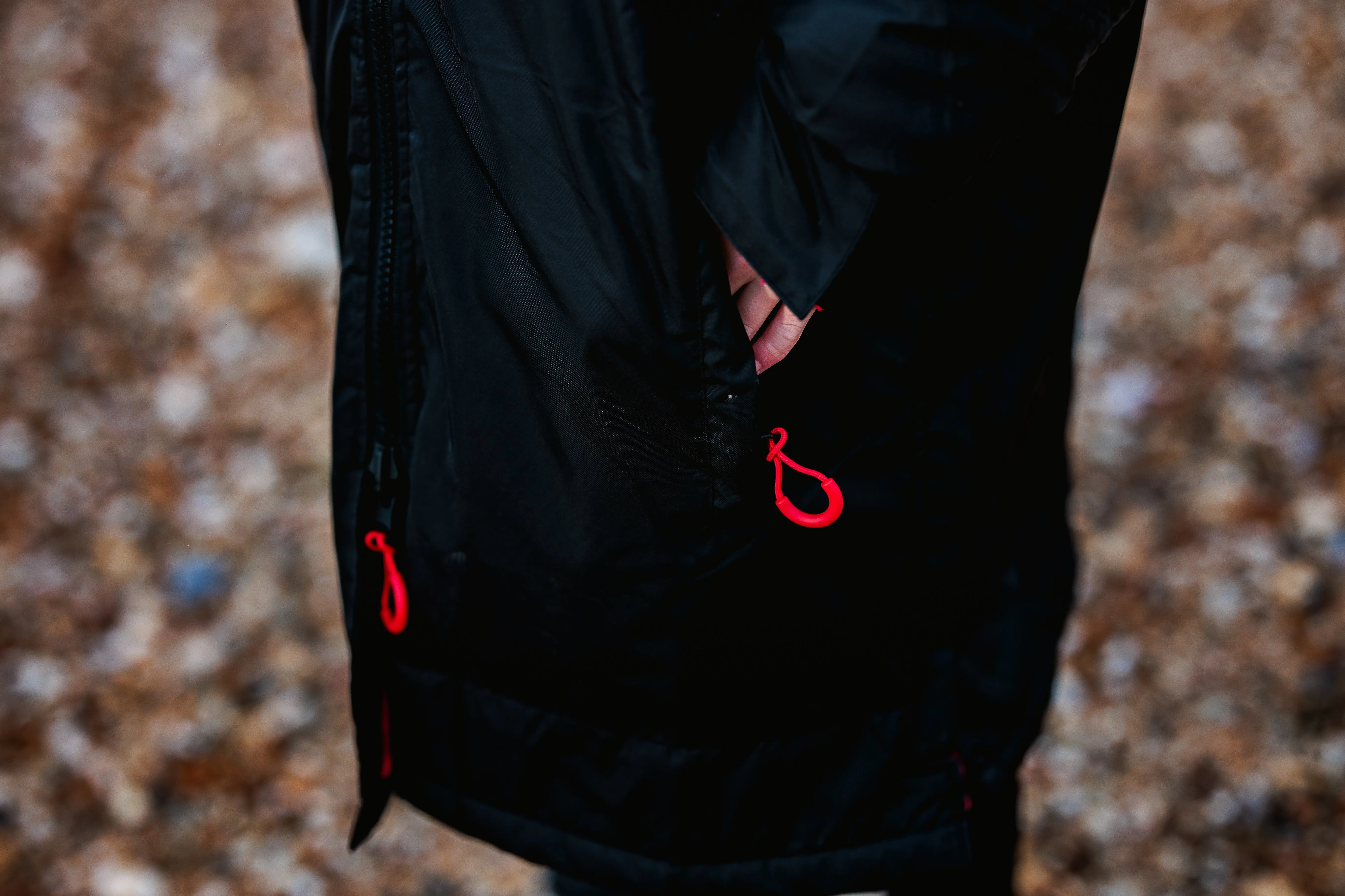 Full Zip ECO Waterproof Dry Changing Robe - Kids - Black (age 1 to 12)
