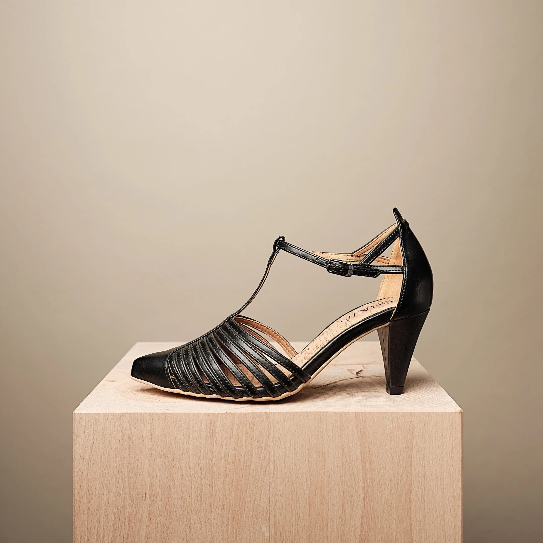LAST CALL SONIA T-STRAP PUMP