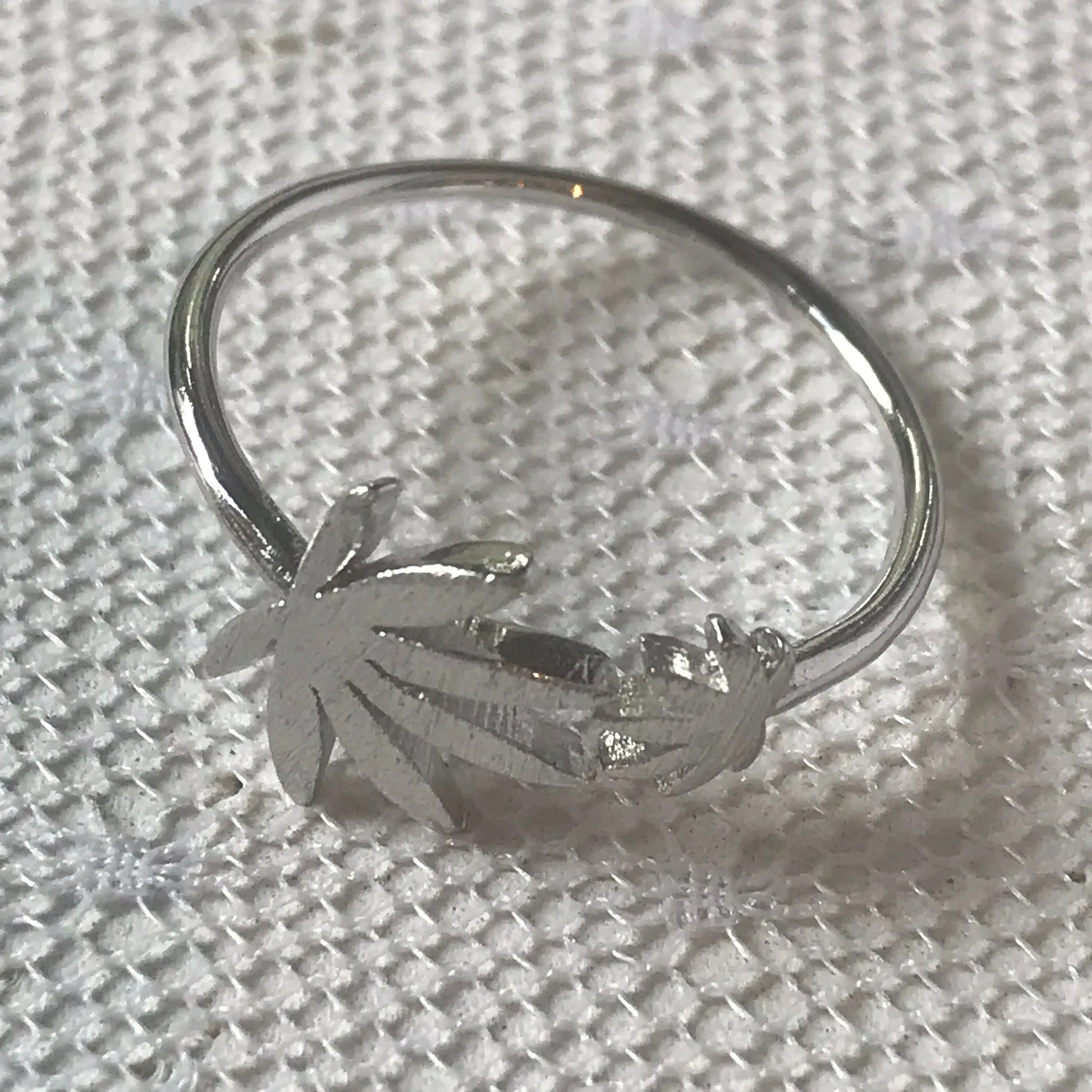 Marijuana Leaves Ring