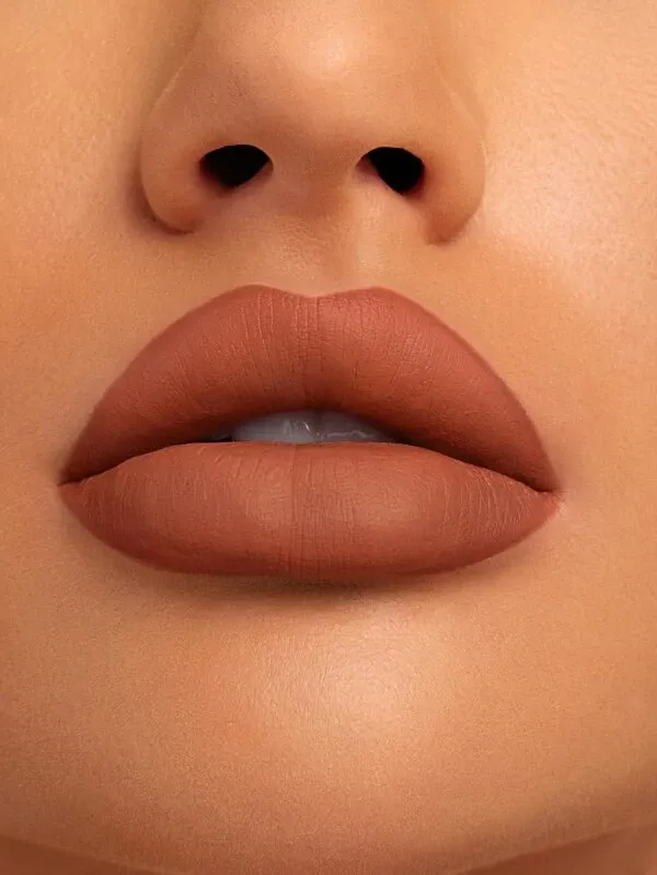 MATTE ALLURE Liquid Lipstick - Sweet Poison