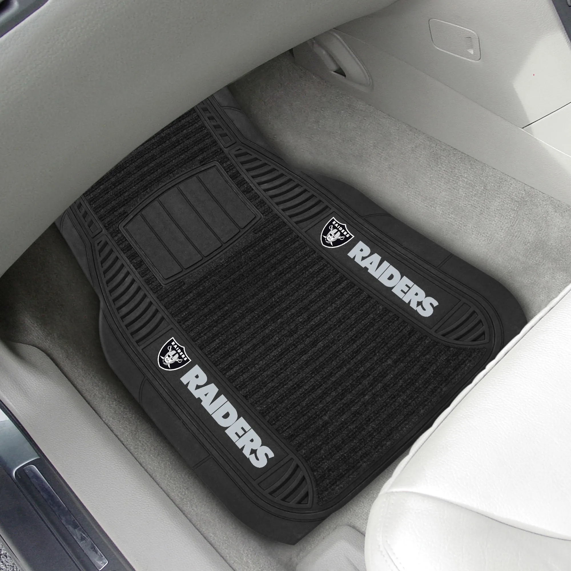 NFL - Las Vegas Raiders 2-pc Deluxe Car Mat Set