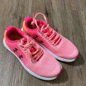 NWOT pink and orange shoes for girls under armor