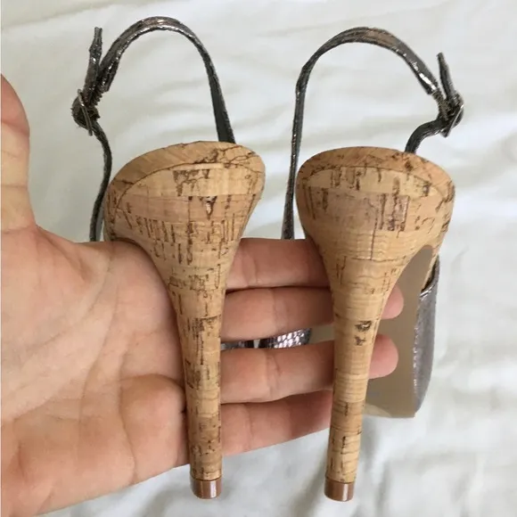 NWOT, sexy rose gold Kelly &amp; Katie 4in peep toe stiletto cork platform heels