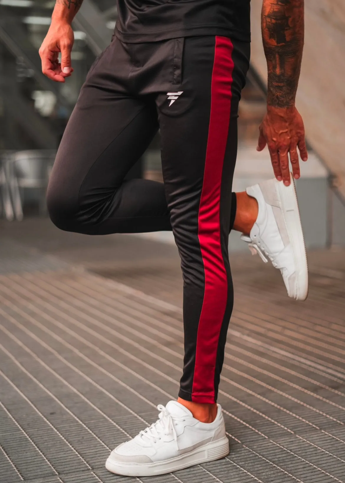 THE FLEX-FIT TRACKSUIT-FT