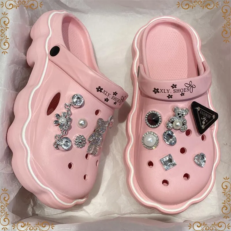 Woman Beach Slipper Cute Cartoon Diamond Deco for Hole Shoes Antislip Thicken Shoes for Women 2024 Flat Garden DIY Hole Slippers